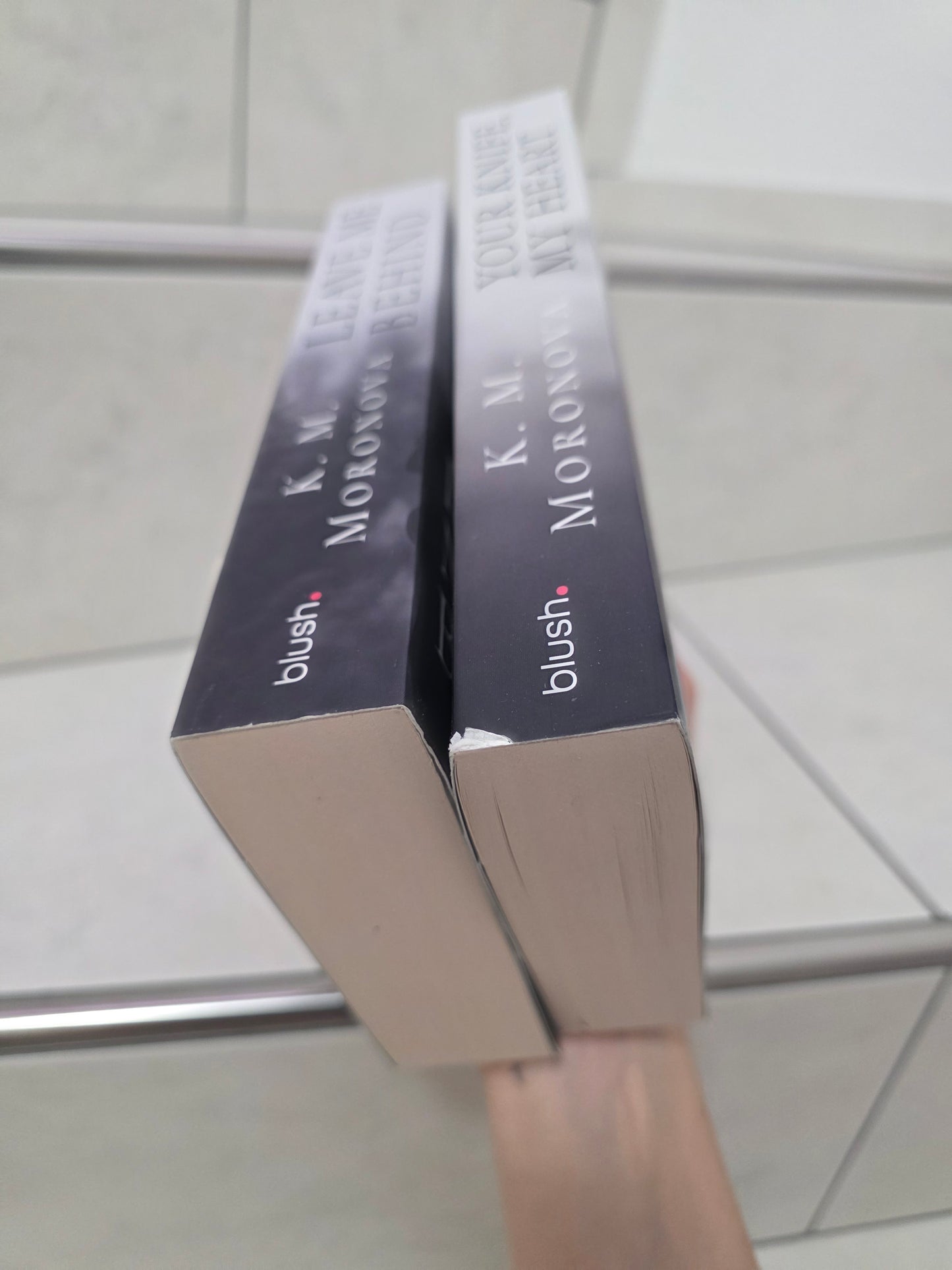 Leave Me Behind 1&2 von K.M. Moronova