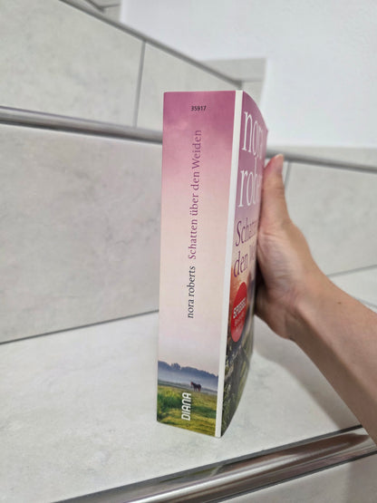 Schatten über den Weiden von Nora Roberts