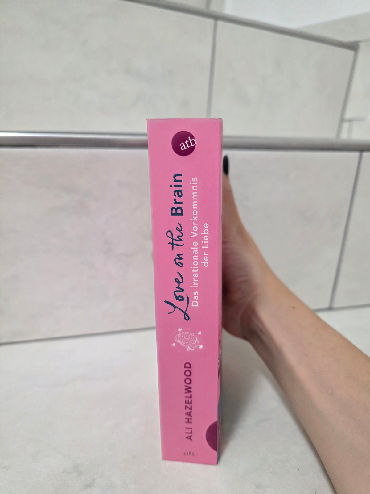 Love on the Brain: Das irrationale Vorkommnis der Liebe von Ali Hazelwood