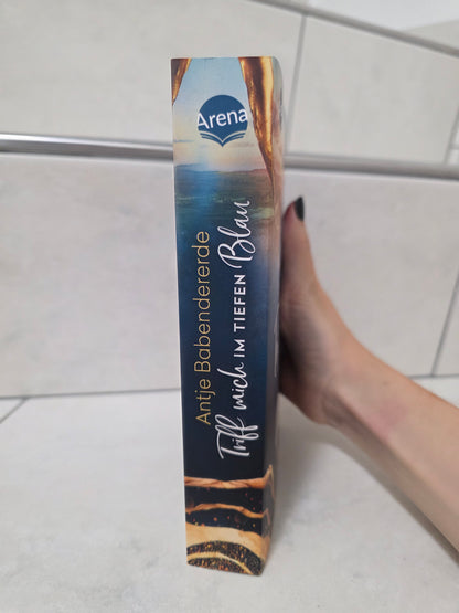 Triff mich im tiefen Blau von Antje Babendererde