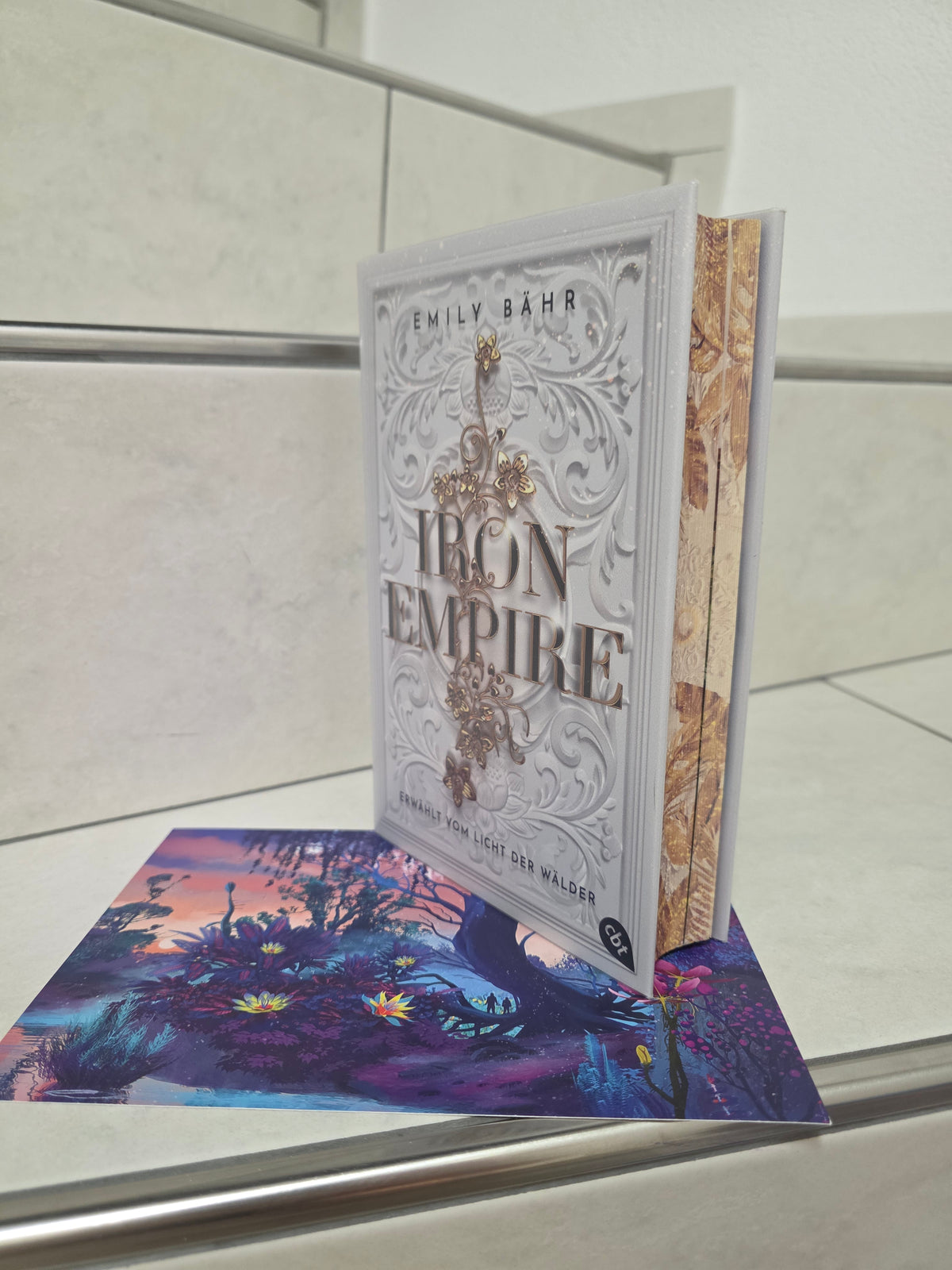Iron Empire von Emily Bähr