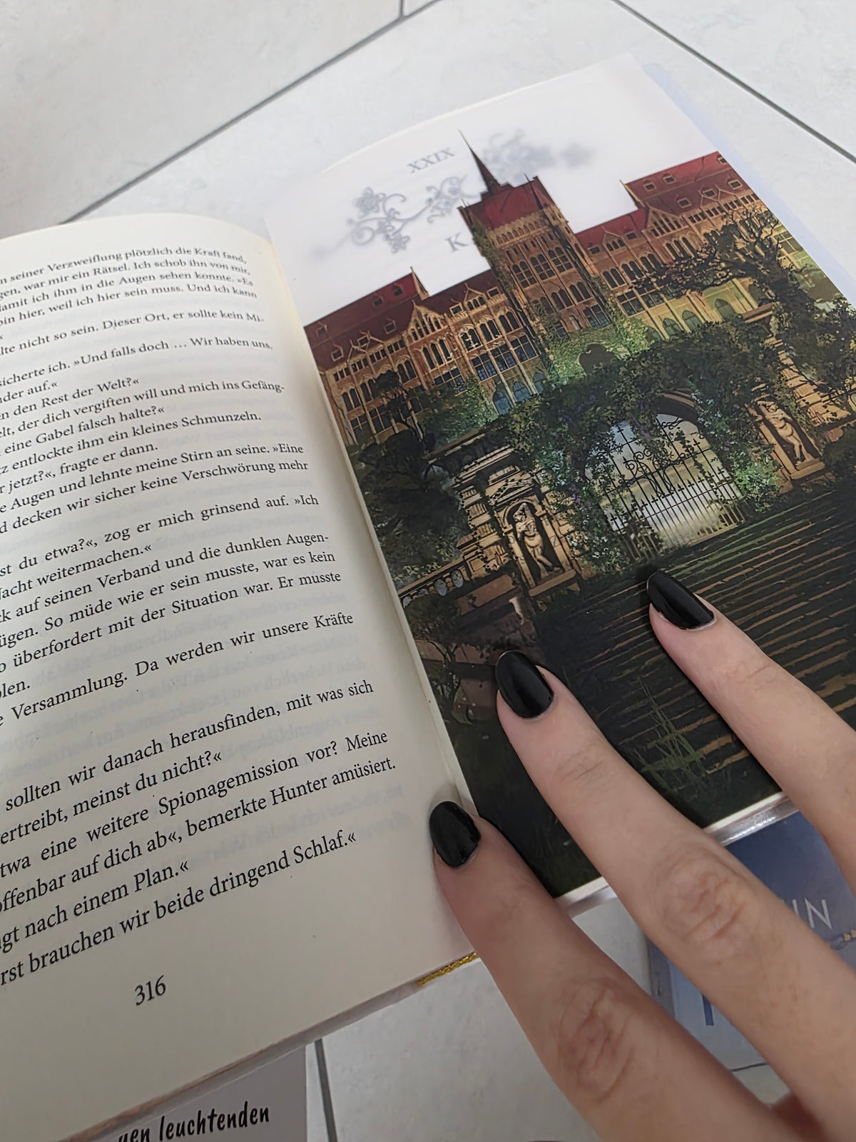 Iron Empire von Emily Bähr