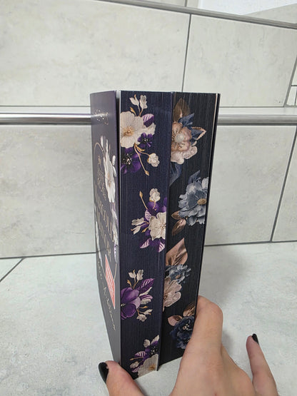 Marigold Manor 1&2 von Lara Holthaus