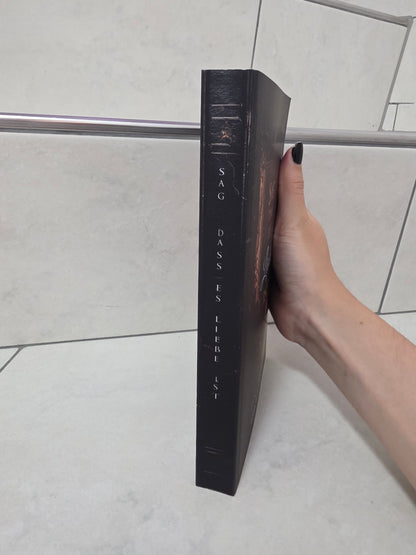 Sag, dass es Liebe ist von Lena Keller