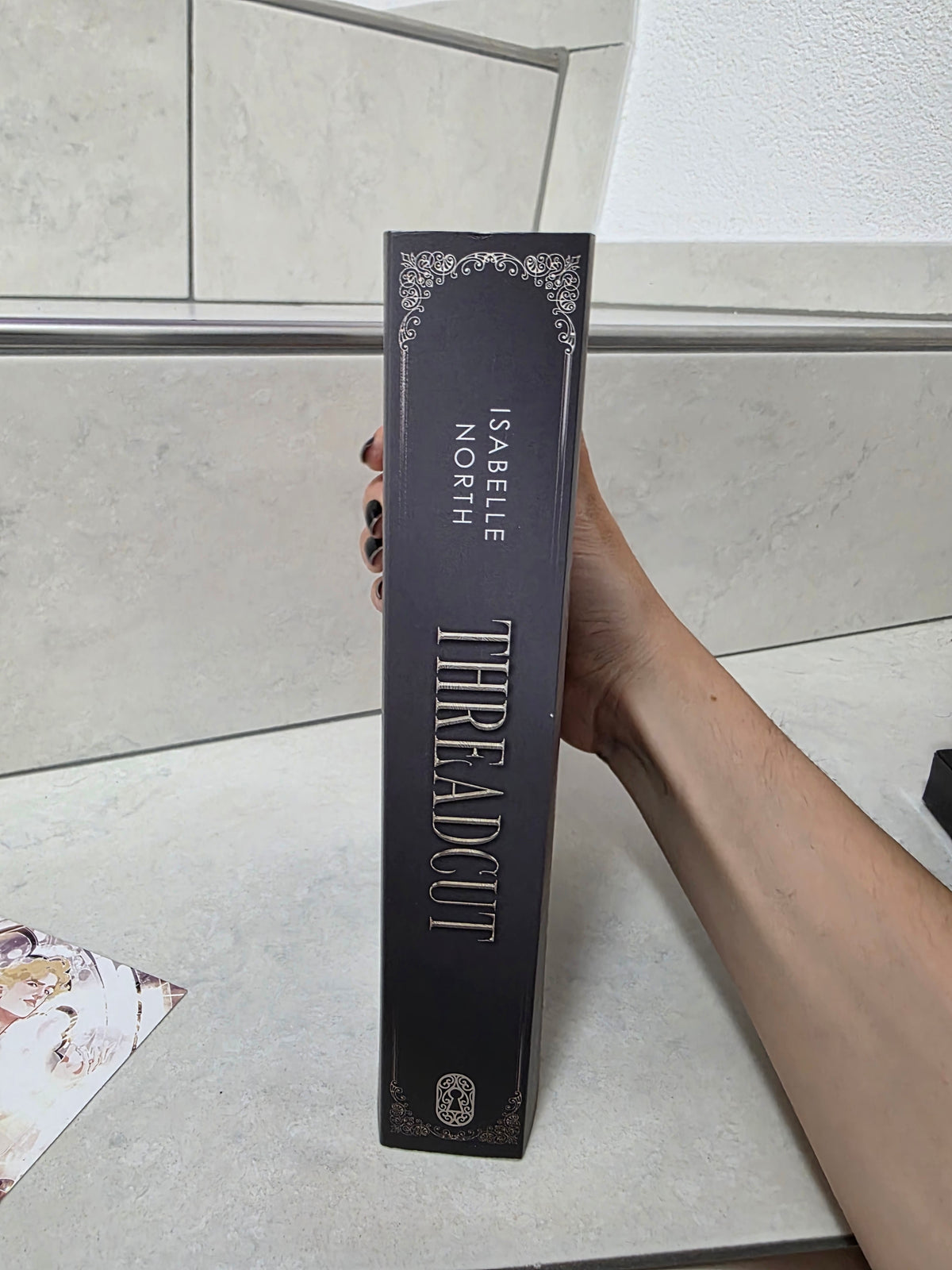 Threadcut by Isabelle North
