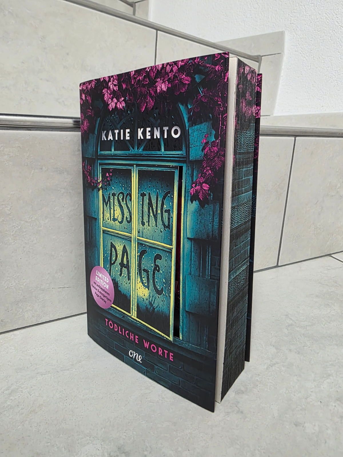 Missing Page von Katie Kento