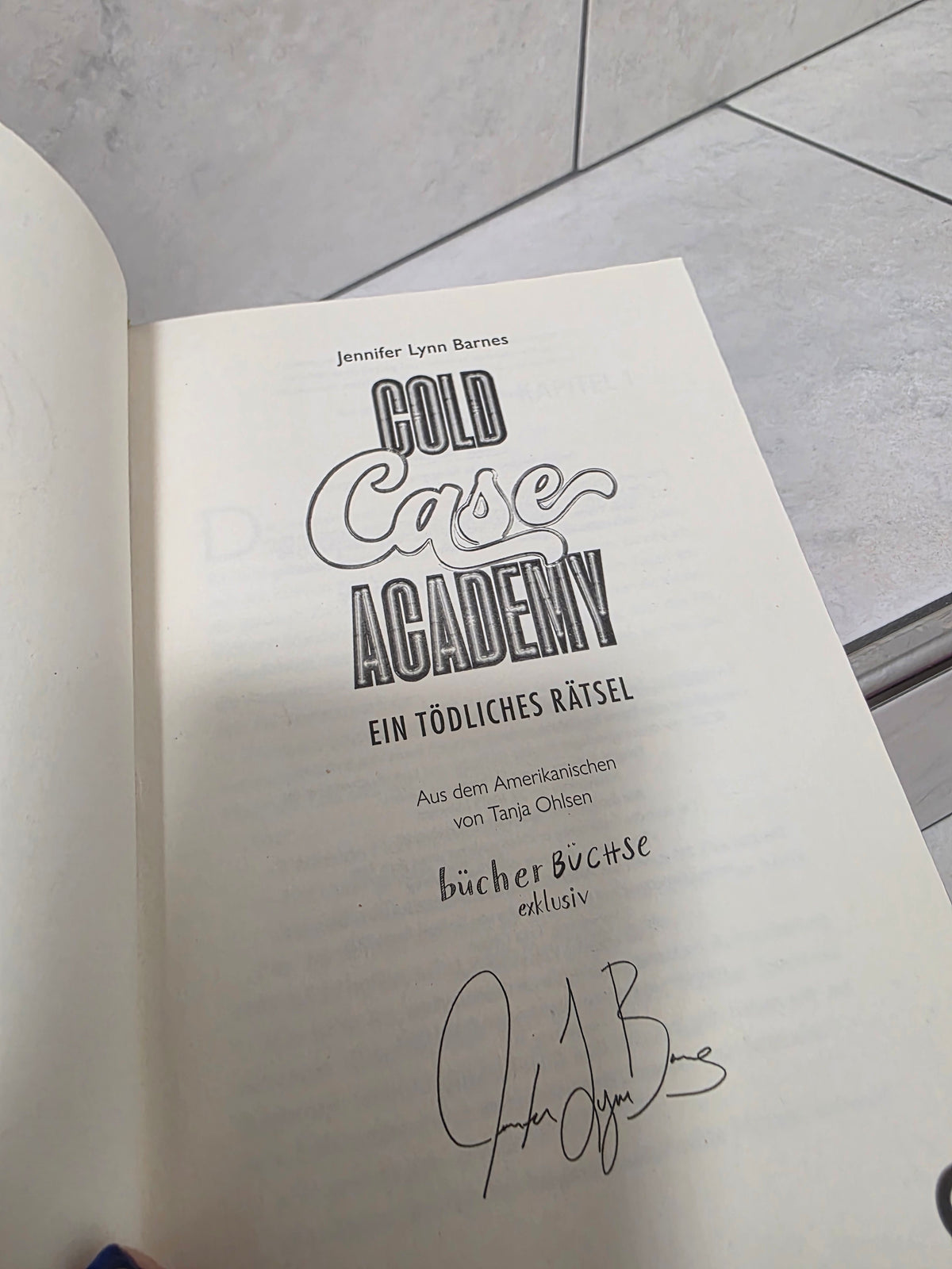 Cold Case Academy: Ein tödliches Spiel von Jennifer Lynn Barnes