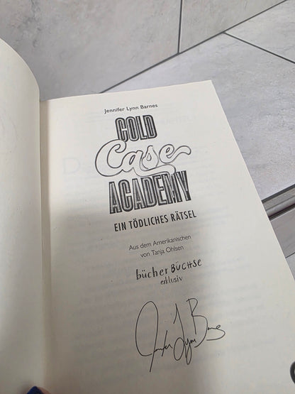 Cold Case Academy: Ein tödliches Spiel von Jennifer Lynn Barnes