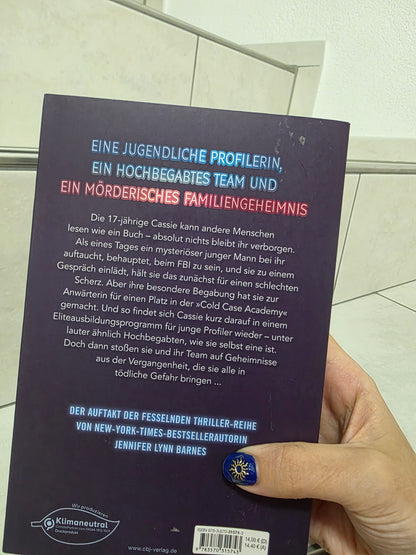 Cold Case Academy: Ein mörderisches Spiel von Jennifer Lynn Barrnes