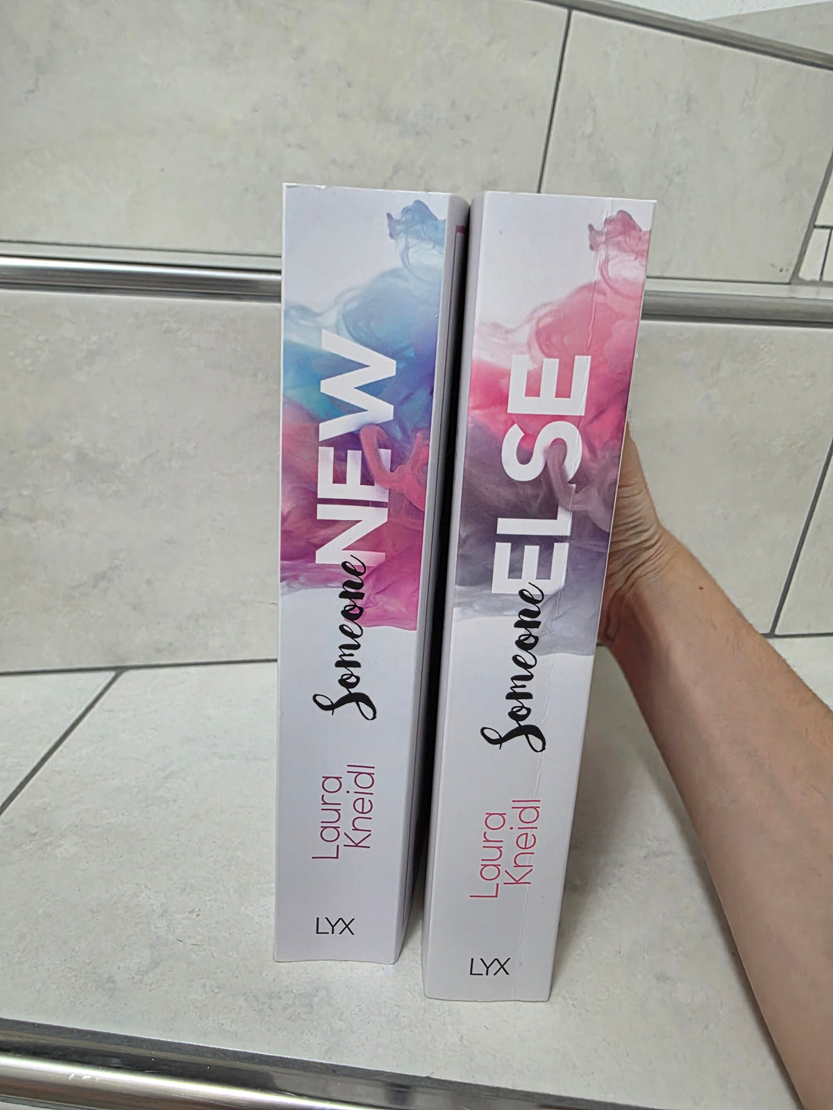 Someone New 1&2 von Laura Kneidl