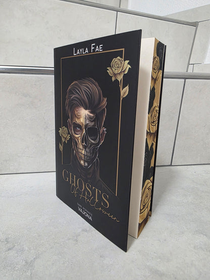 Ghosts of Halloween von Layla Fae