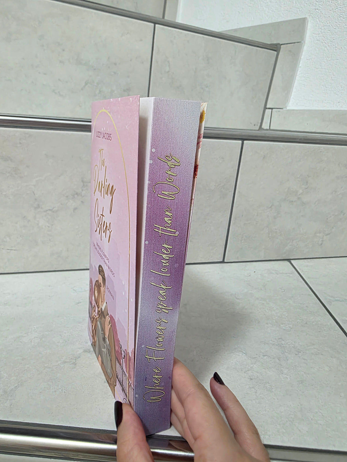 The Darling Sisters von Lizzy Jacobs