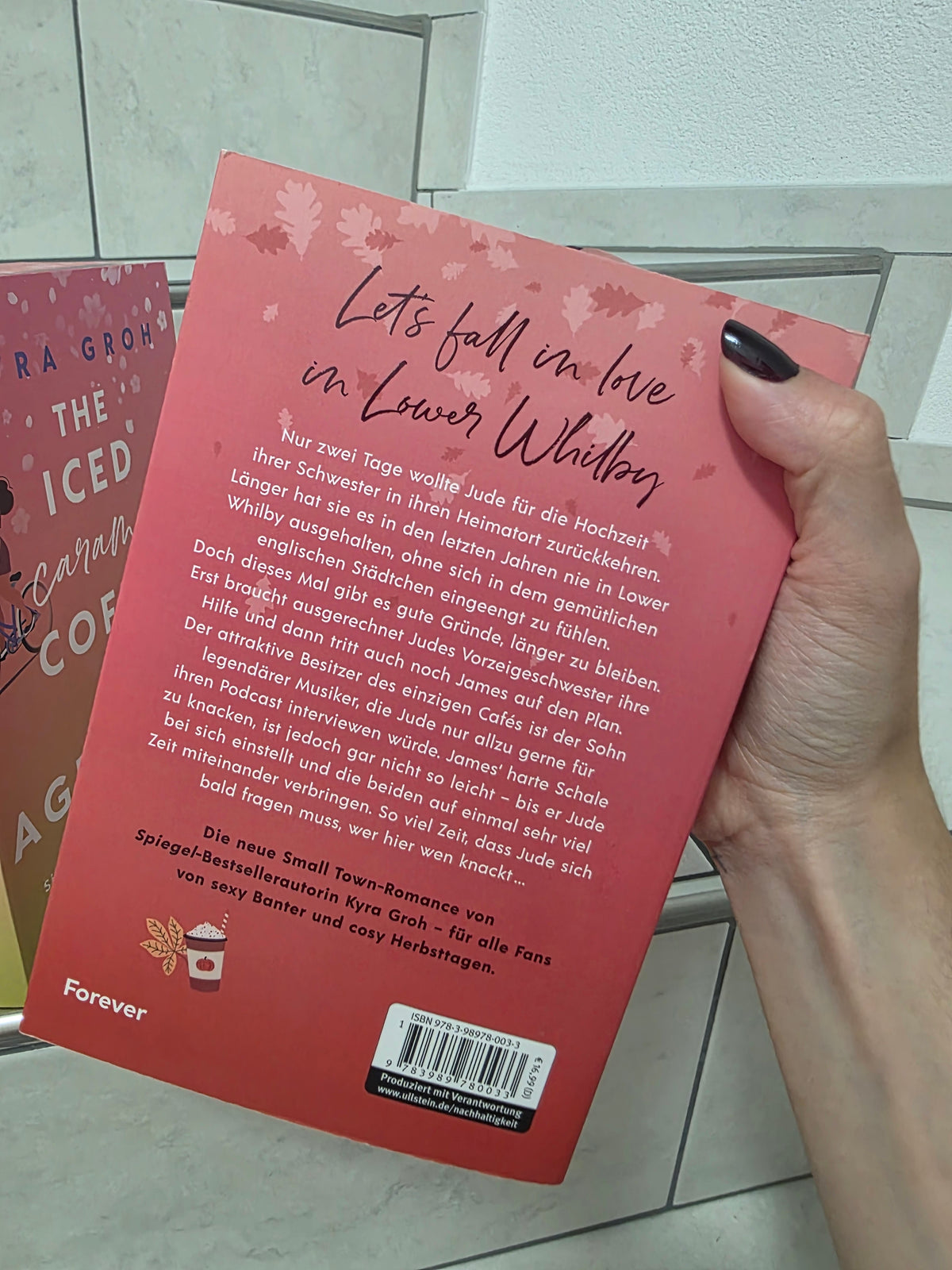 The Pumpkin Spice Latte Disaster & The Iced Caramel Coffee Agreement von Kyra Groh