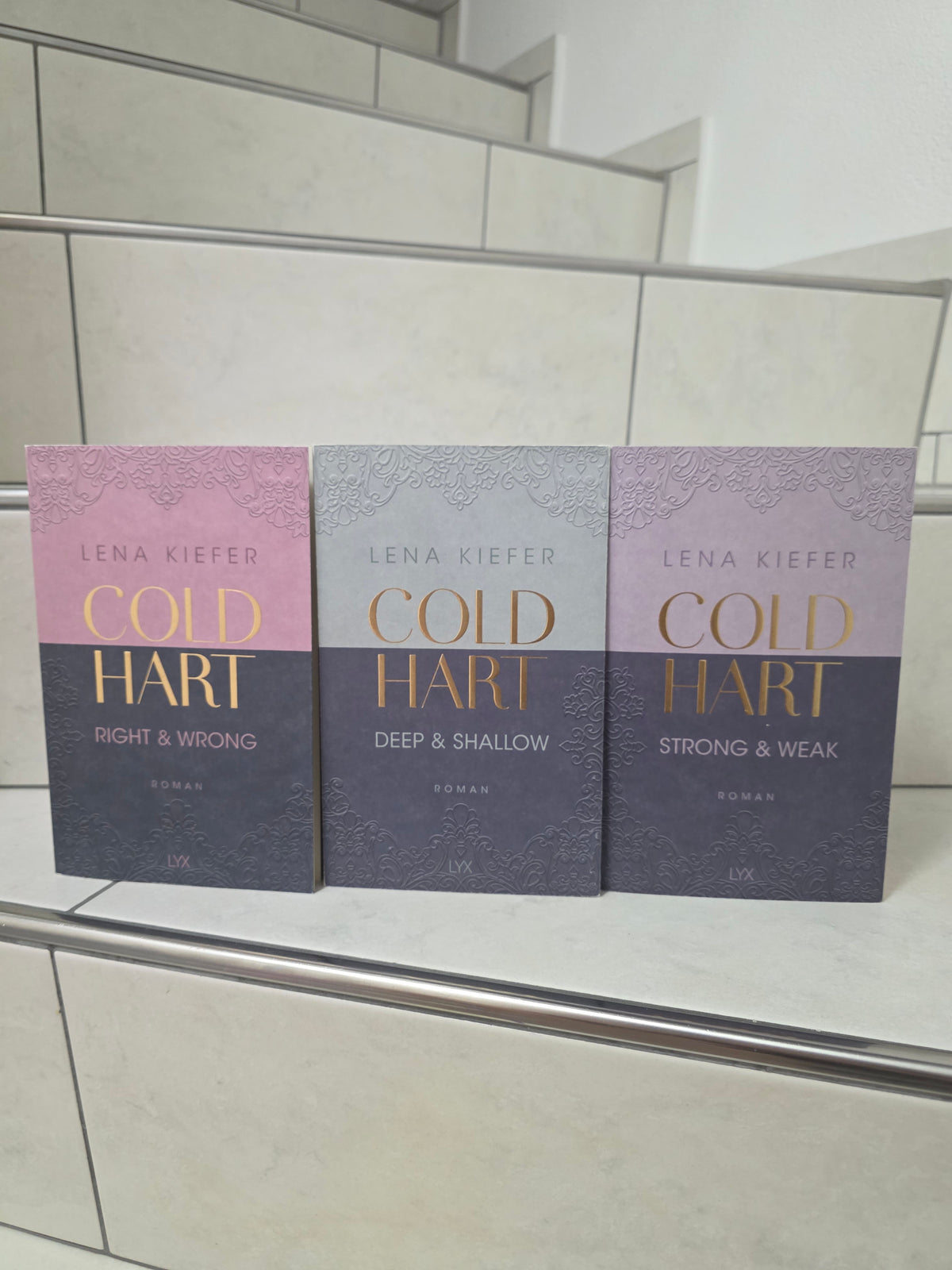 Cold Hart Trilogie von Lena Kiefer
