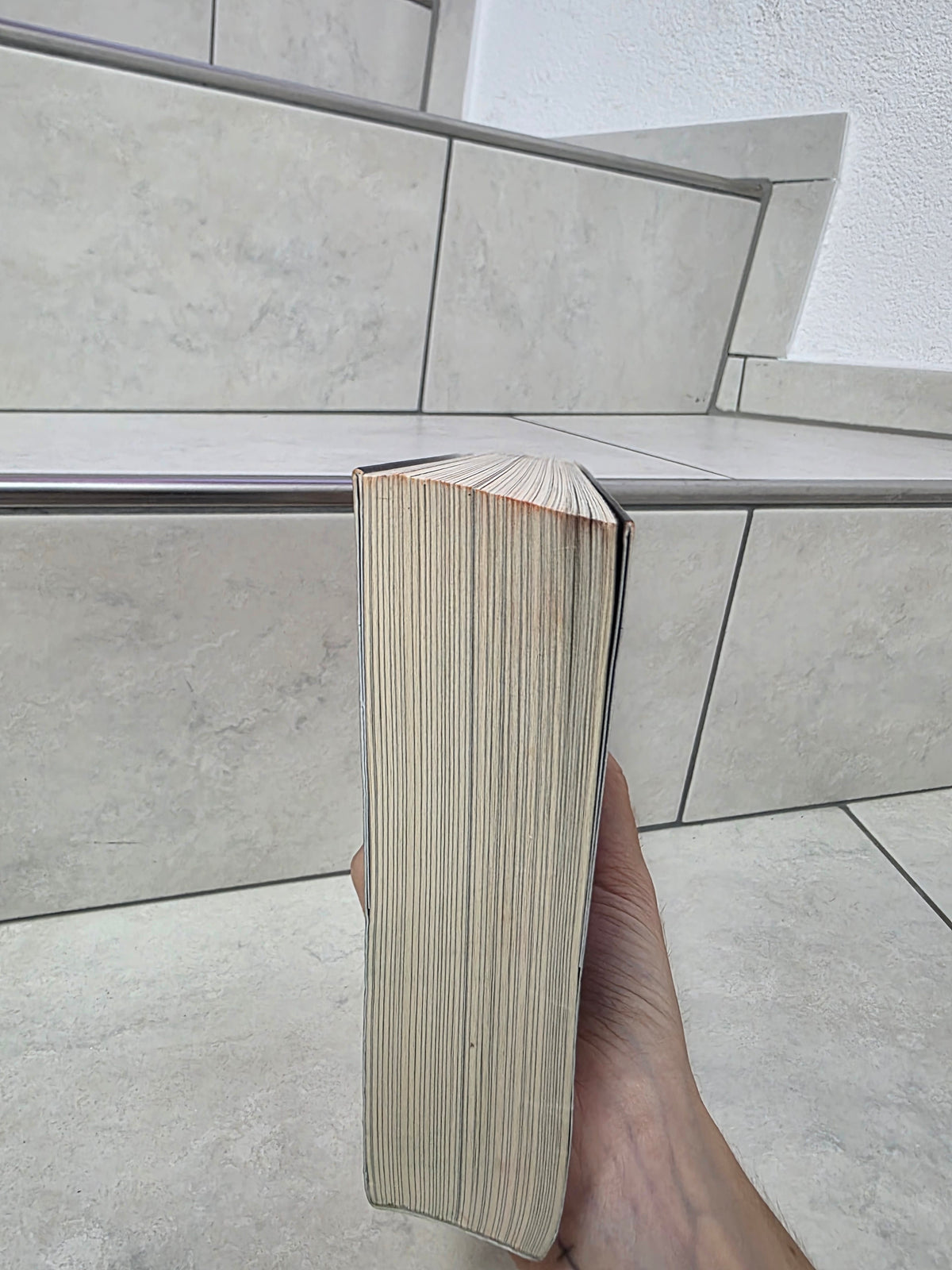 Does it hurt? (ME) von H.D. Carlton