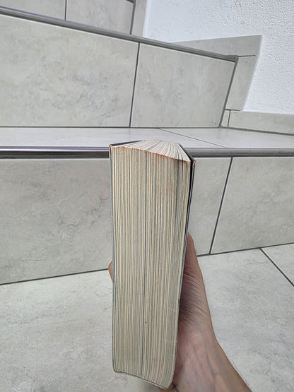 Does it hurt? (ME) von H.D. Carlton