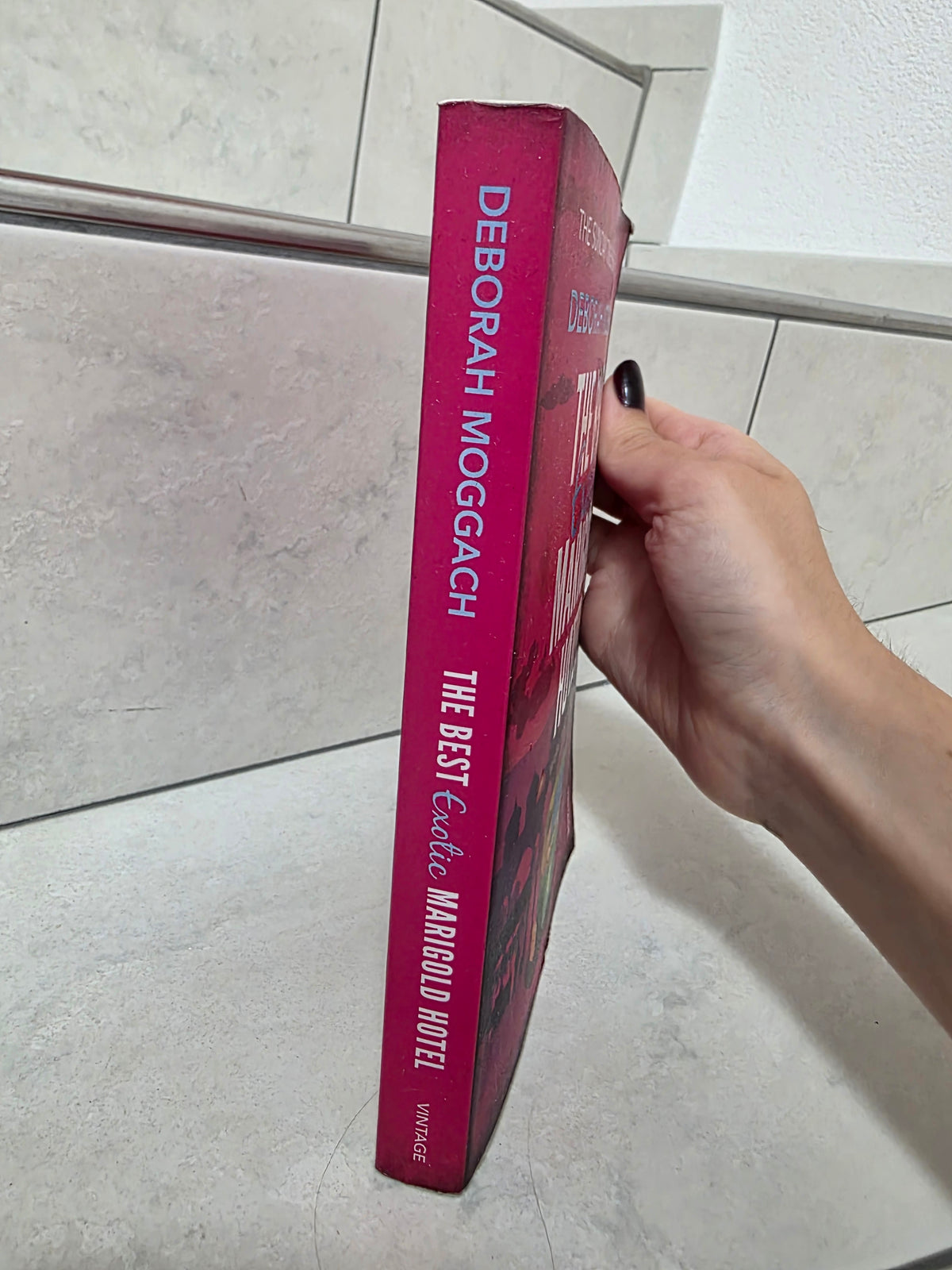 The best exotic Marigold Hotel by Deborah Moggach