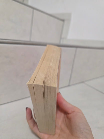 The Girl who saved the King of Sweden by Jonas Jonasson
