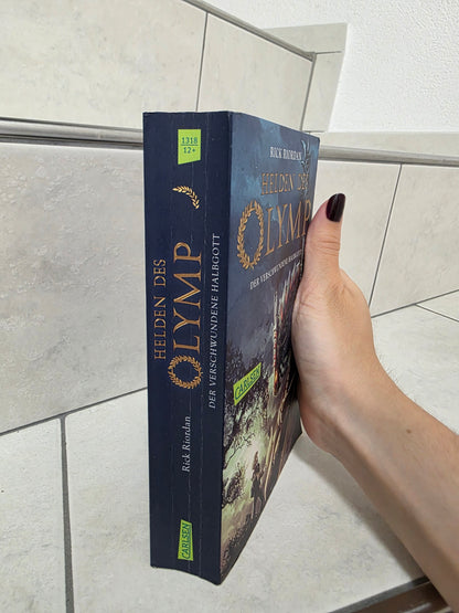 Helden des Olymp: Der verschwundene Halbgott von Rick Riordan