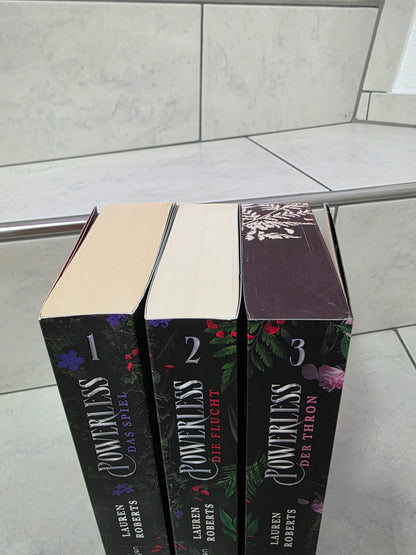 Powerless 1-3 von Lauren Roberts