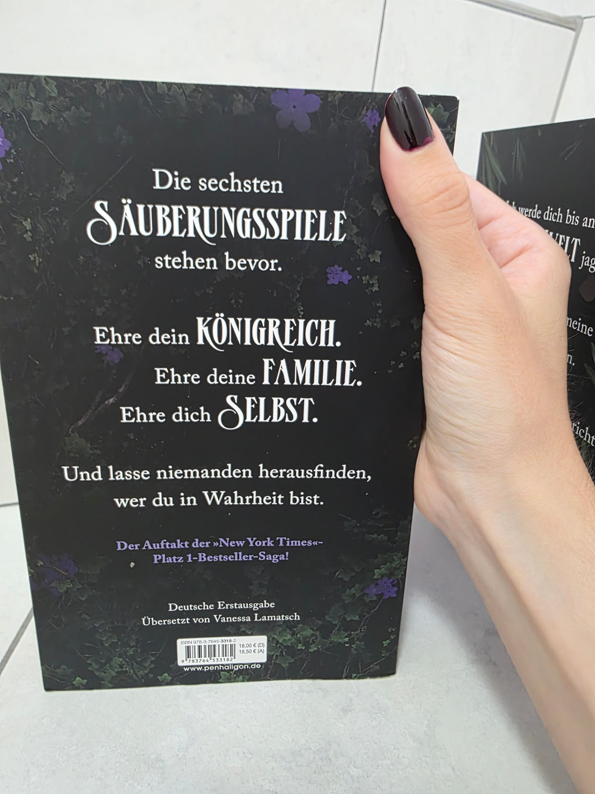 Powerless 1-3 von Lauren Roberts