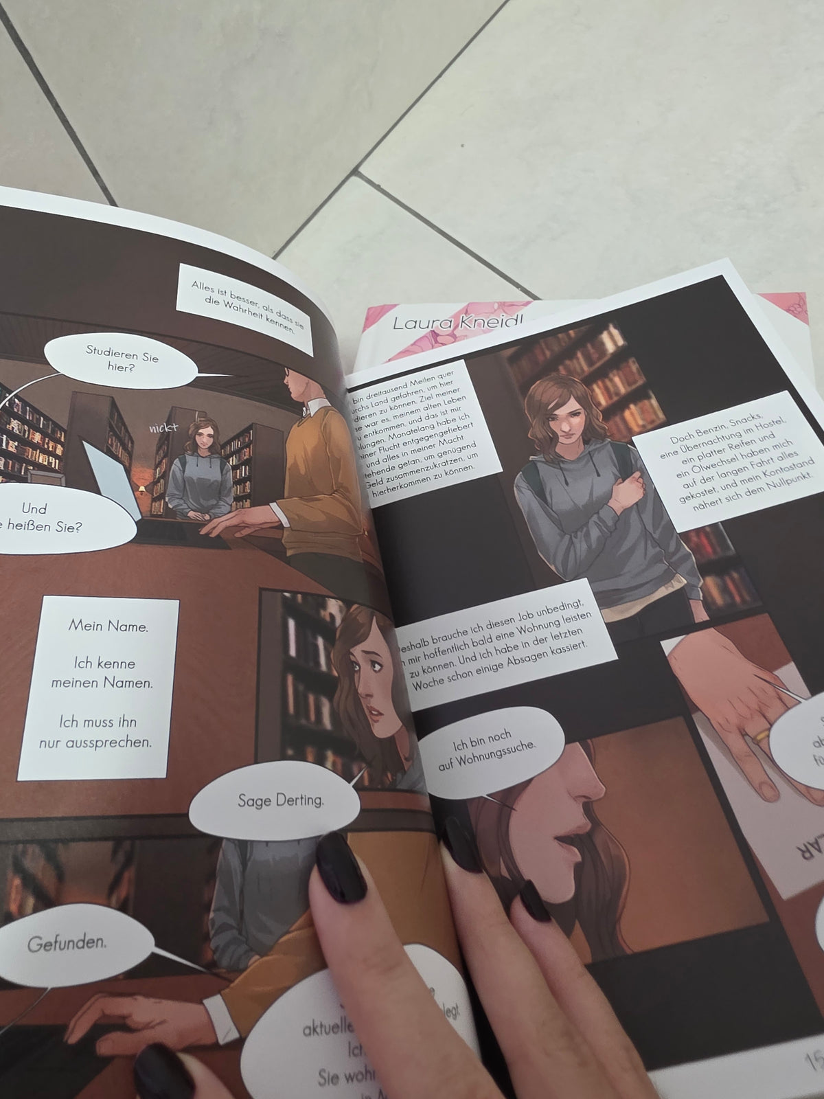 Berühre mich nicht 1&2 Graphic Novel von Laura Kneidl