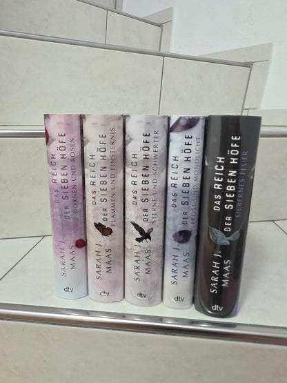 Das Reich der sieben Höfe 1-5 von Sarah J. Maas