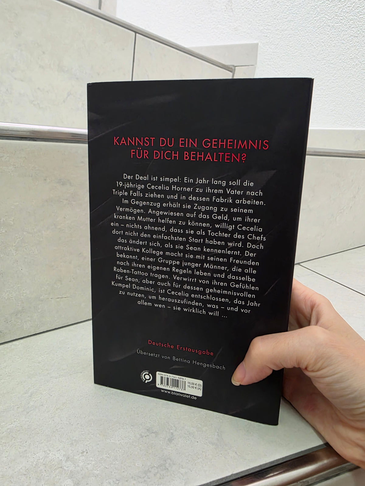 The Ravenhood 1 von Kate Stewart