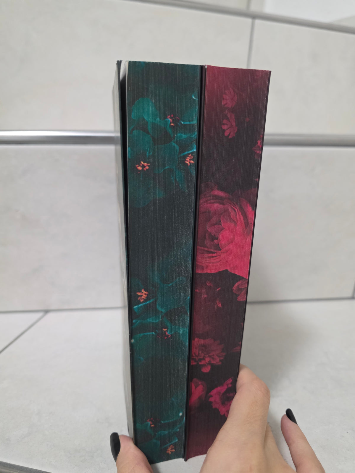 Die Grabsängerin 1&2 von Emma Hamm