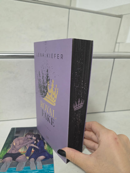 Royal Fake von Lena Kiefer