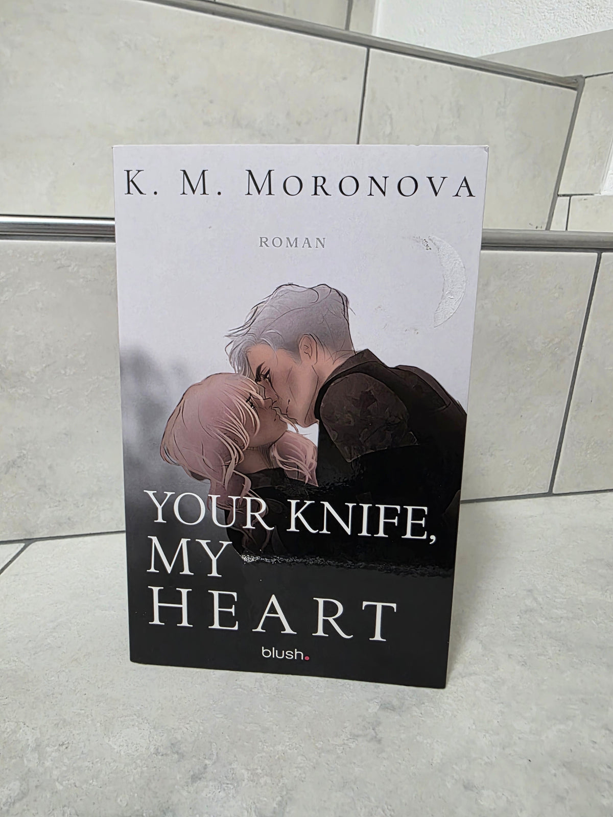 Yor Knife, My Heart von K. M. Moronova