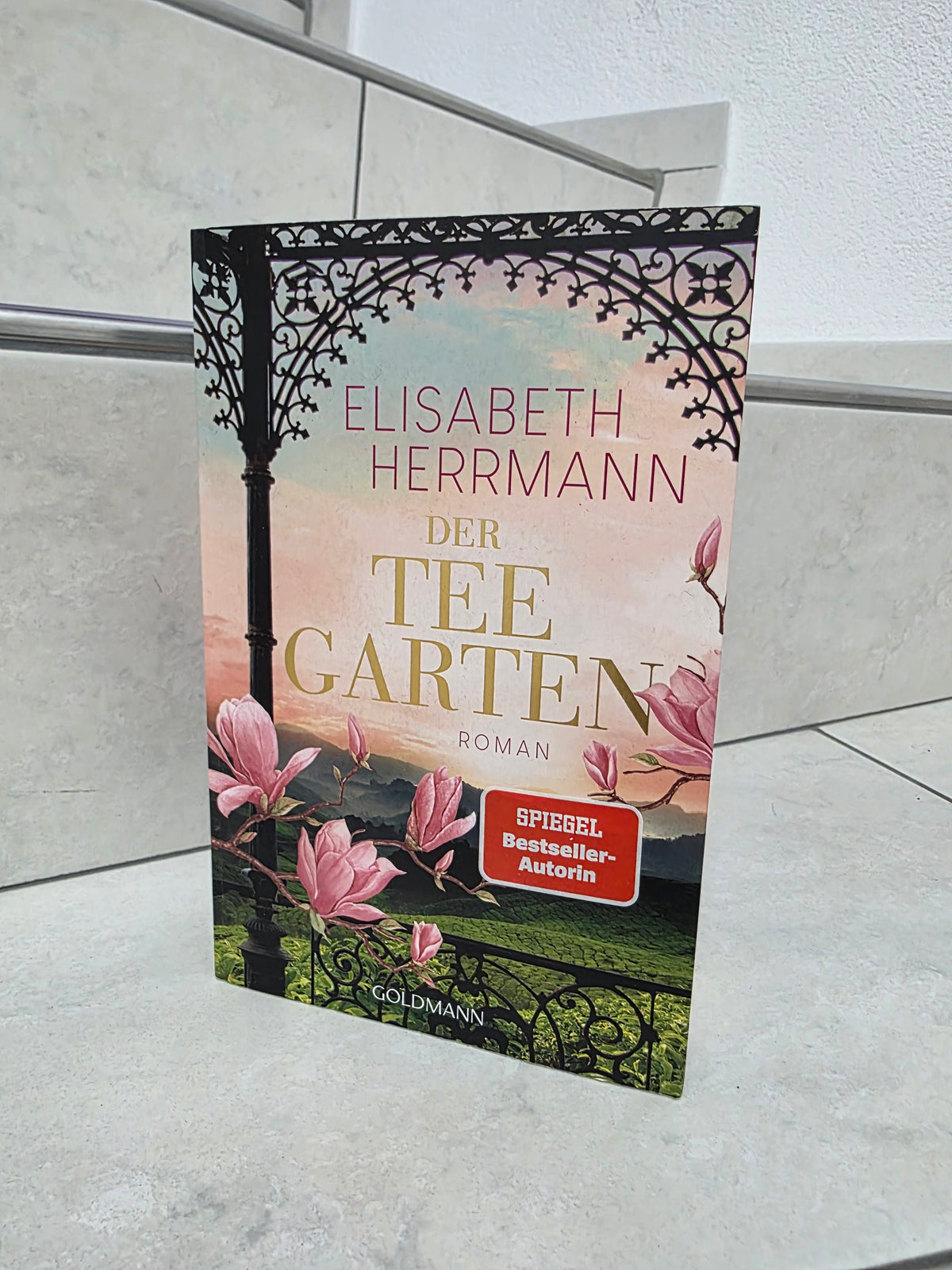 Der Teegarten von Elisabeth Herrmann