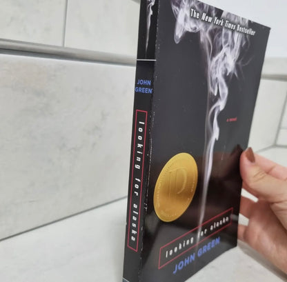 looking for alaska by John Green